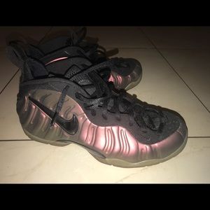 Clean Nike foamsposits size 10 need gone ASAP!!
